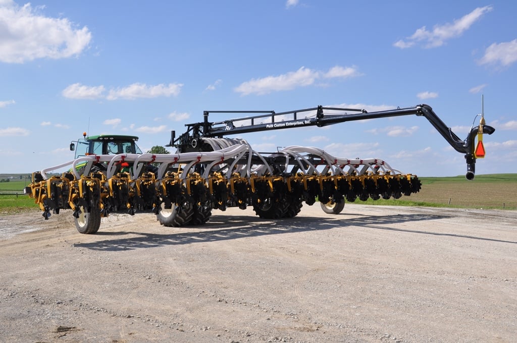 The HoneyWarrior A Premier Manure Application System