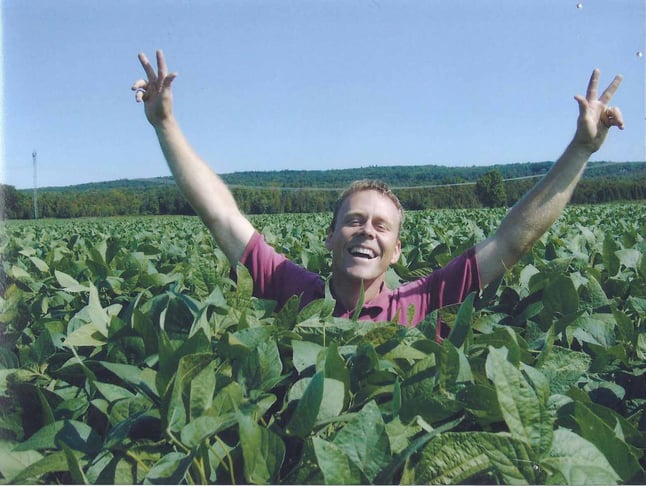 Mike Verdonck strip till soybeans Quebec